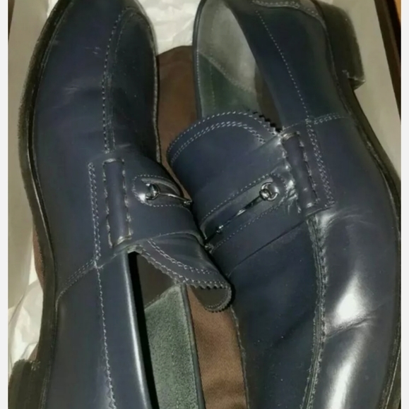 Men authentic Gucci shoes with silver horsebit